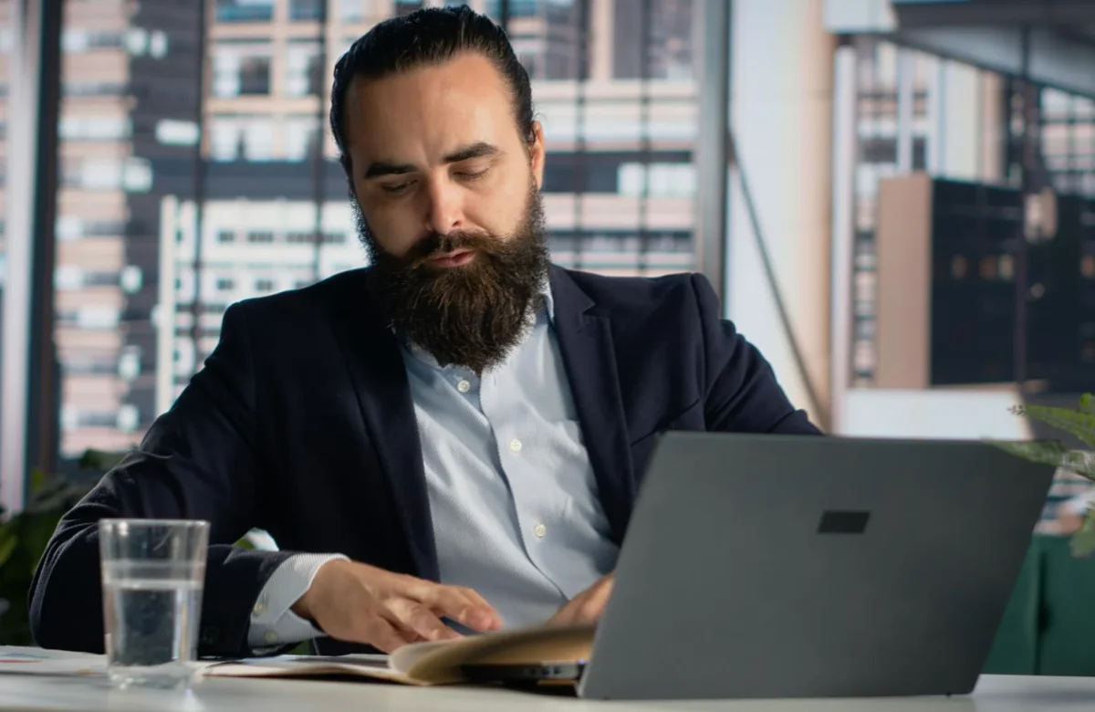 Off-the-Shelf vs Forming a New Company: Which Is Right for You?