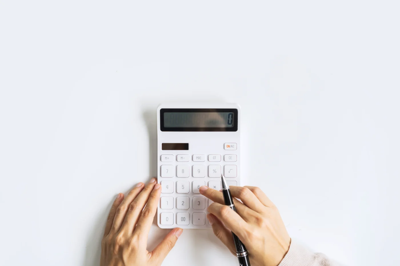 A director comparing VAT figures with an accountant